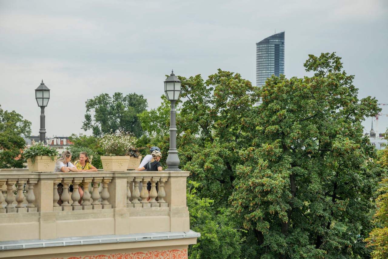 Sky Tower Wrocław ile ma pięter